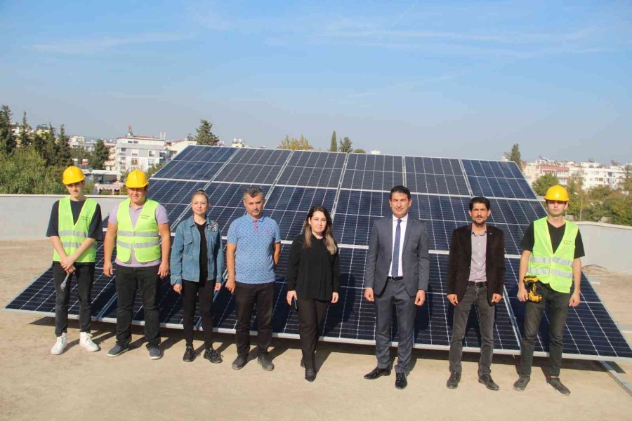 Antalya’da Okullar Enerjisini Güneşten Karşılayacak