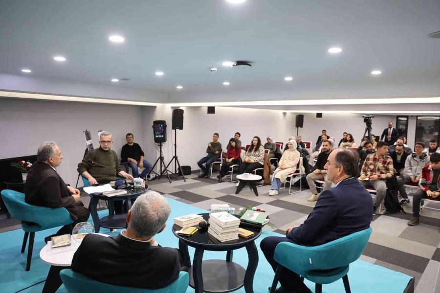 ’gençlerle Kitap Sohbetleri’nde 6 Eser Ele Alındı
