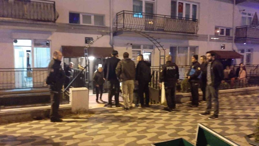 5’inci Kattan Düşerek Beton Zemine Çakılan 60 Yaşındaki Kadın Hayatını Kaybetti