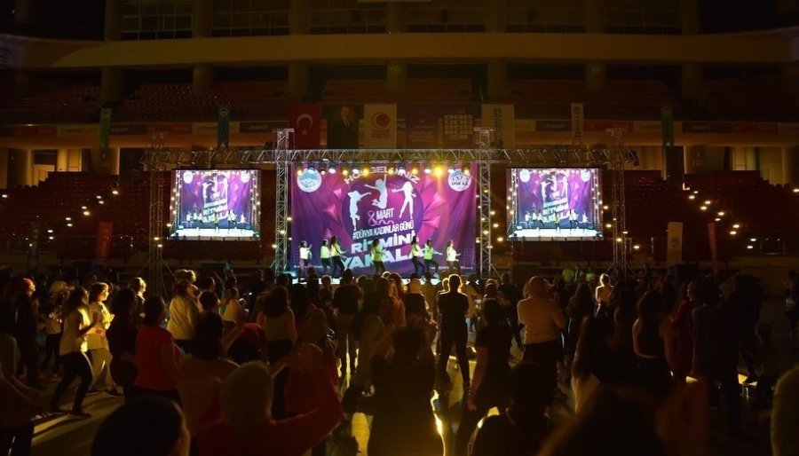 Büyükşehir Spor A.ş.’den Kadınlara Özel Renkli Etkinlik