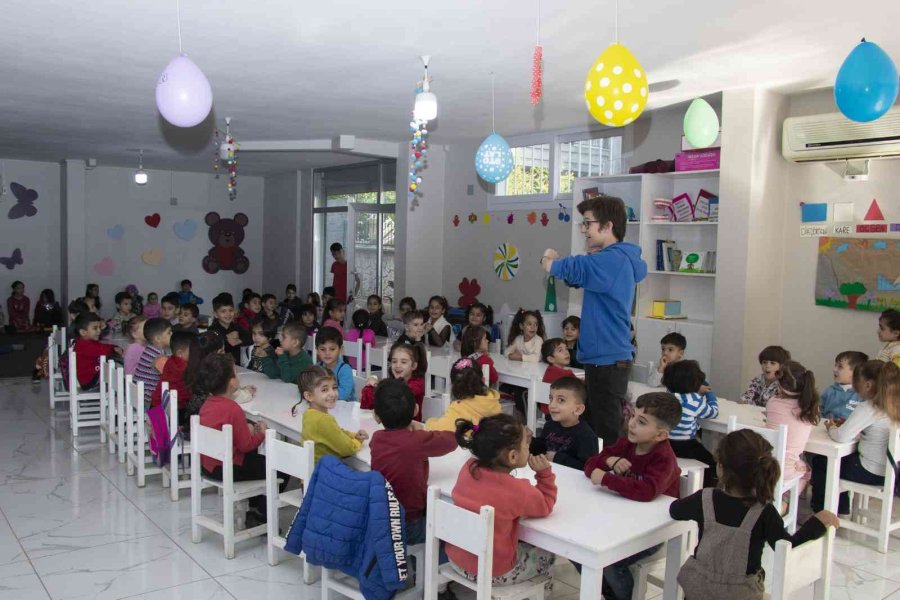 Çocuklara Eğitici Ve Öğretici Etkinlik