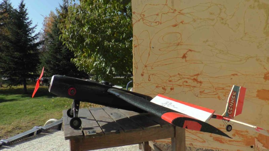 Üniversitelilerin İha’sı ‘cenker’ Göz Dolduruyor