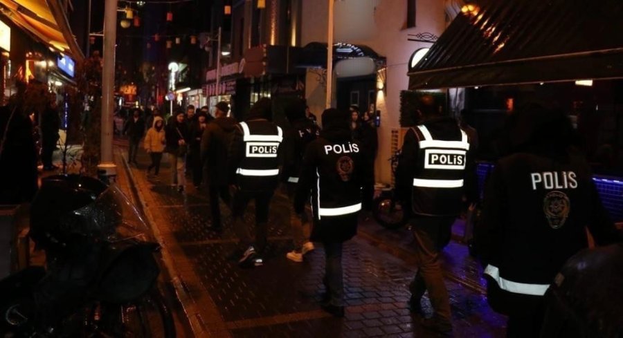 Eskişehir’de Bir Gecede 7 Bin 649 Şahıs Sorgulandı