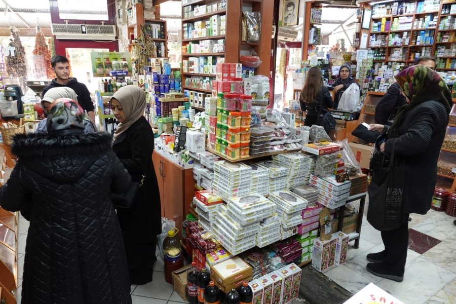 Aktarların Soğuk Algınlığına Karşı Önerisi “kış Çayı” Oldu