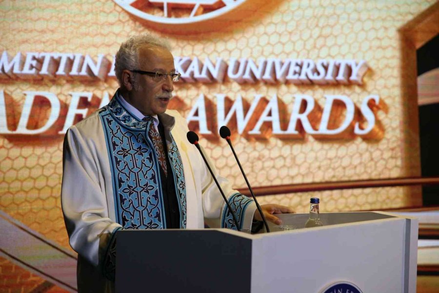 Neü Akademi Ödülleri Sahiplerini Buldu