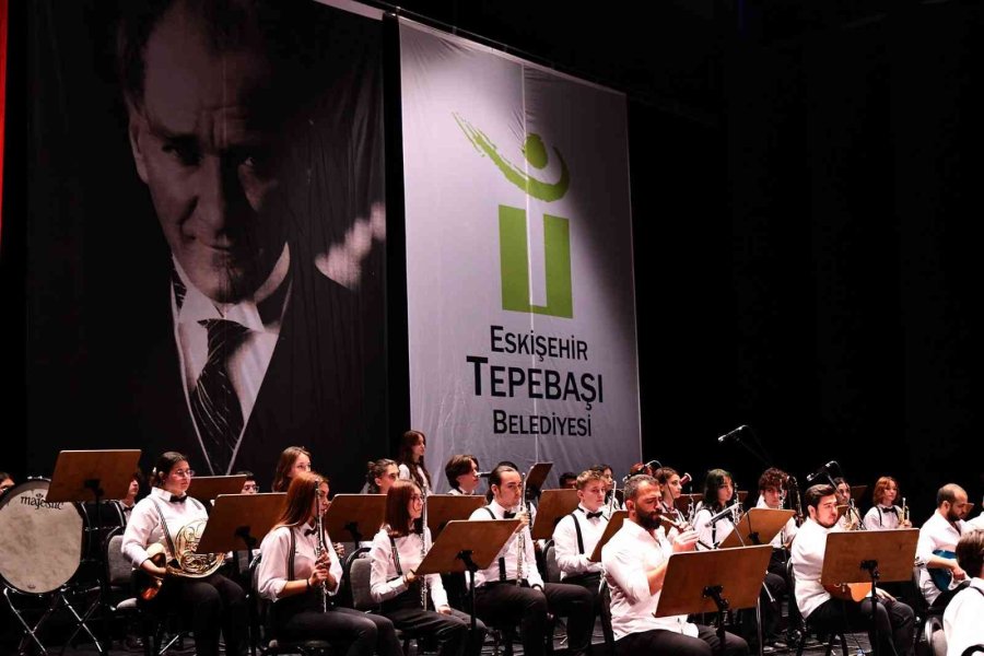 İki Elin Sesi Var’dan Muhteşem Konser