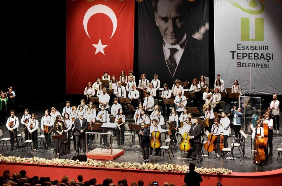 İki Elin Sesi Var’dan Muhteşem Konser