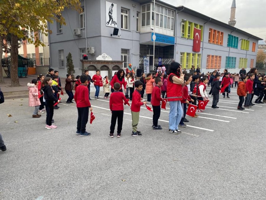Çocuklar, ’çocuk Hakları Günü’nde Doyasıya Eğlendi