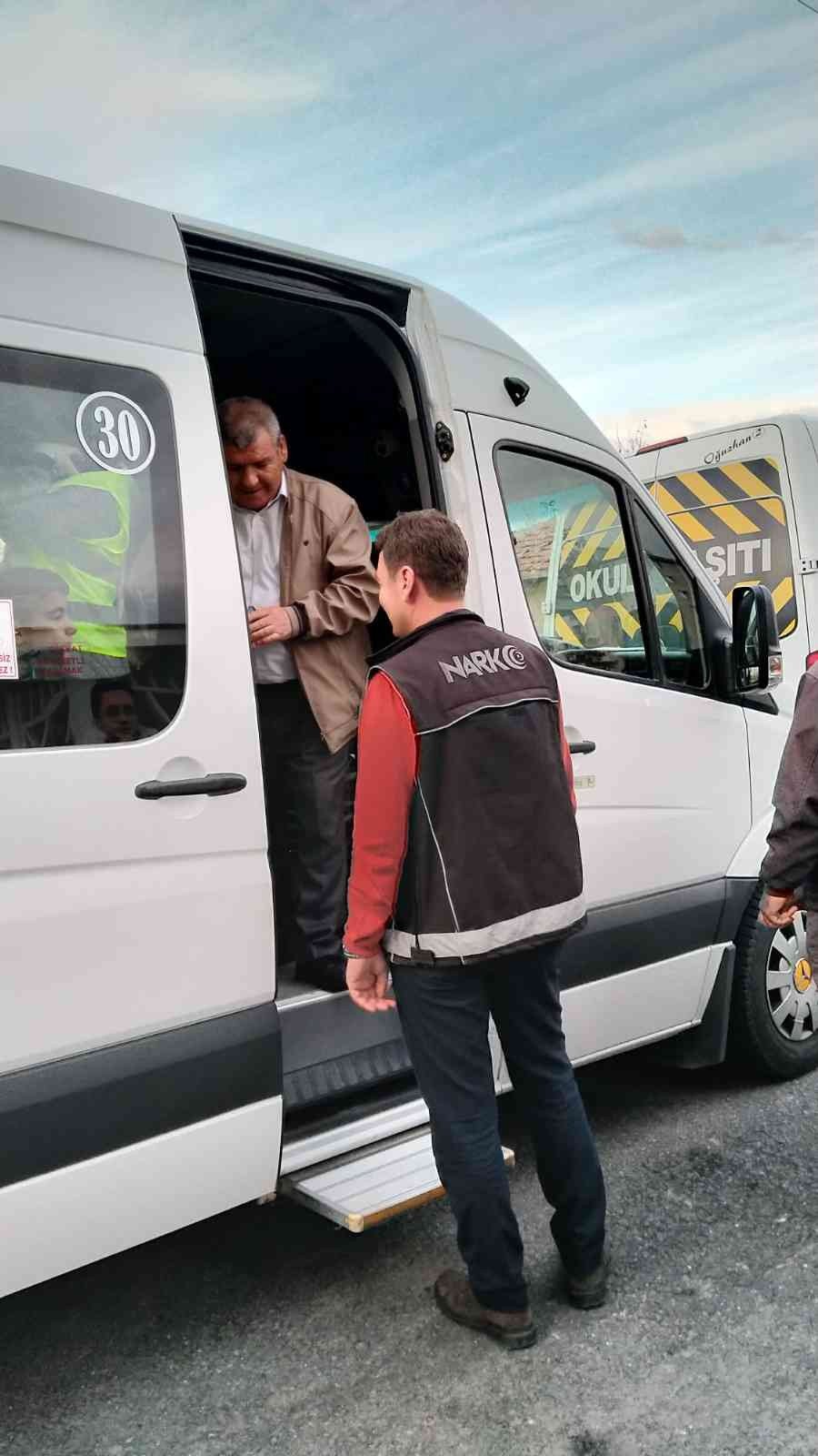 Narkotik Polisleri Uyuşturucuyla Her Türlü Mücadele Ediyor