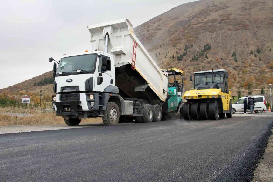 Talas’ta Asfalt Sezonu Bitmez