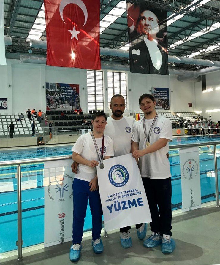 Tepebaşı’nın Özel Sporcuları Büyük Başarı Kazandı