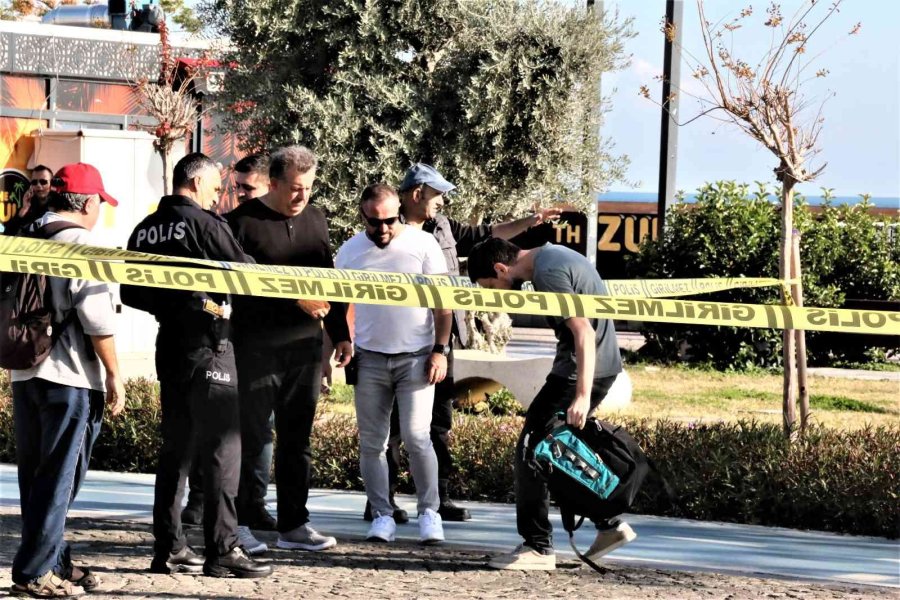 Manzaraya Seyre Daldı, Unuttuğu Çanta Ekipleri Alarma Geçirdi