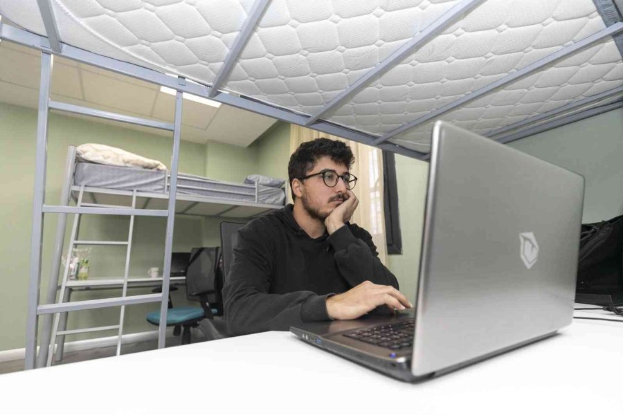 Mersin’de Belediyenin Erkek Öğrenci Yurdu, Öğrencilerin İkinci Evi Oldu