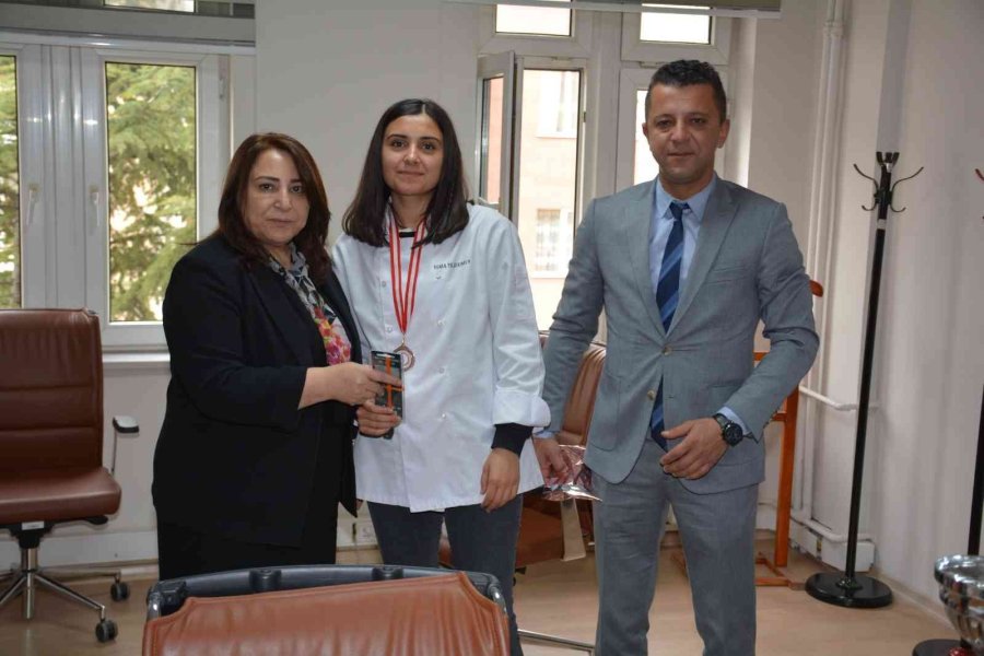 Aşçılık Öğrencilerinden Büyük Başarı