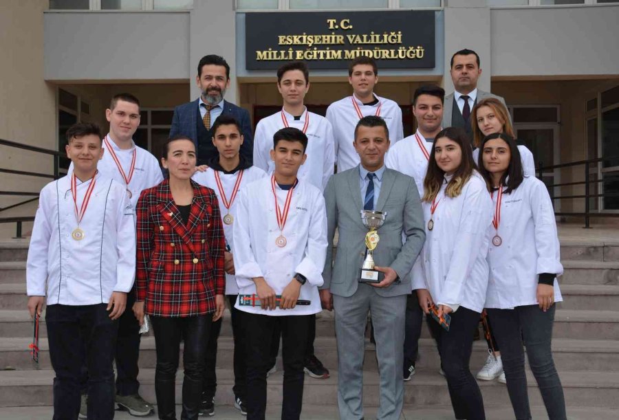 Aşçılık Öğrencilerinden Büyük Başarı