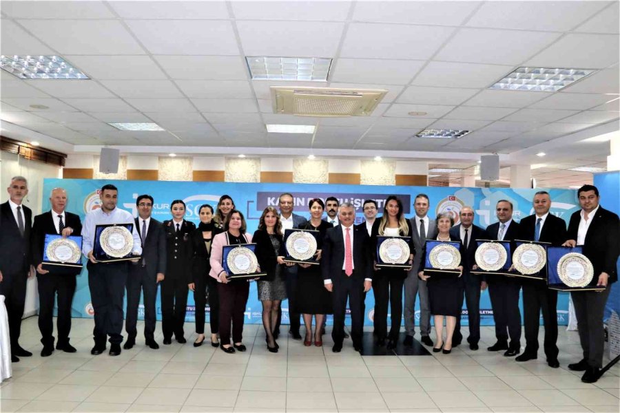 Antalya Kadın İstihdamında Türkiye Ortalamasının Üzerinde