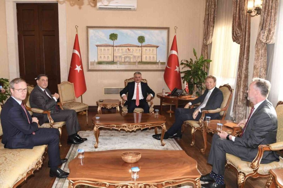 Antalya 500 Bine Yakın Hollandalı Turisti Ağırladı