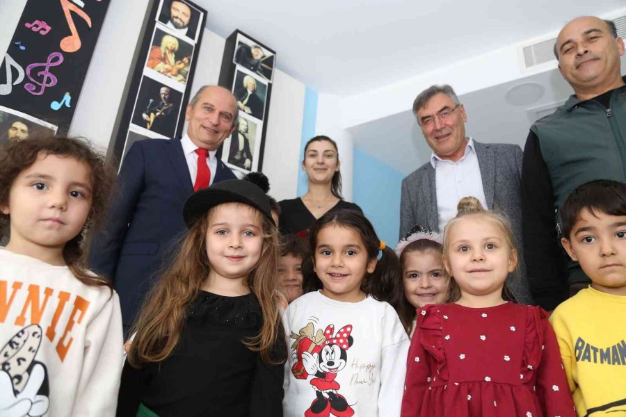 Döşemealtı’nda 24 Kasım Öğretmenler Günü Kutlandı