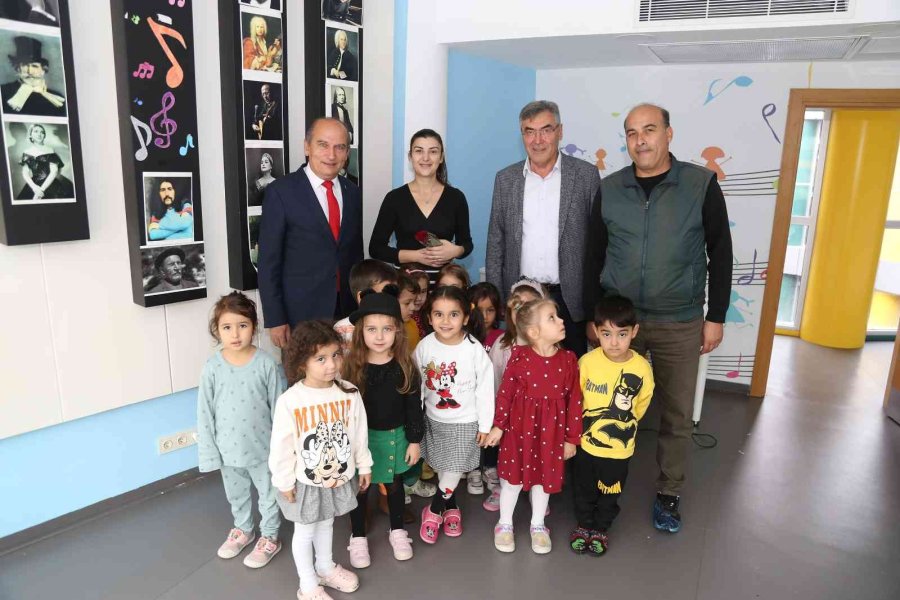 Döşemealtı’nda 24 Kasım Öğretmenler Günü Kutlandı