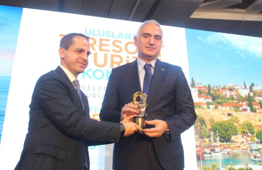 Bakan Ersoy:" Turizmde Türkiye Olarak Süper Lig’deyiz"