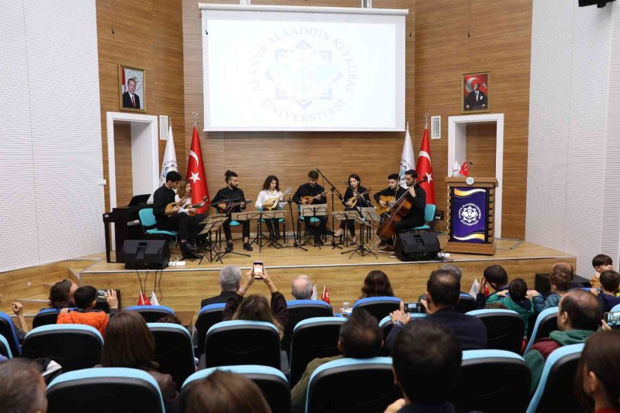 Alkü’de Öğretmenler Günü Kutlandı