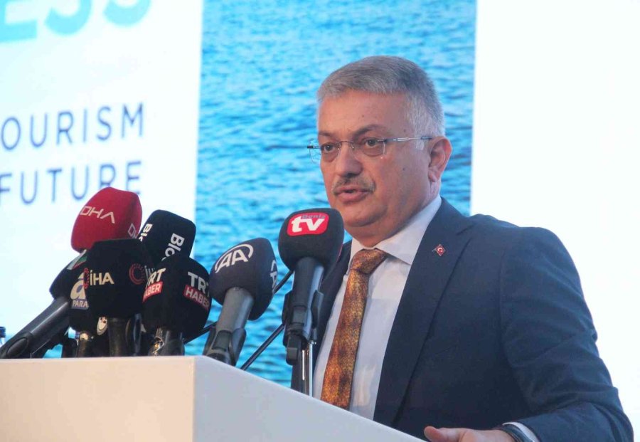 Bakan Ersoy:" Turizmde Türkiye Olarak Süper Lig’deyiz"