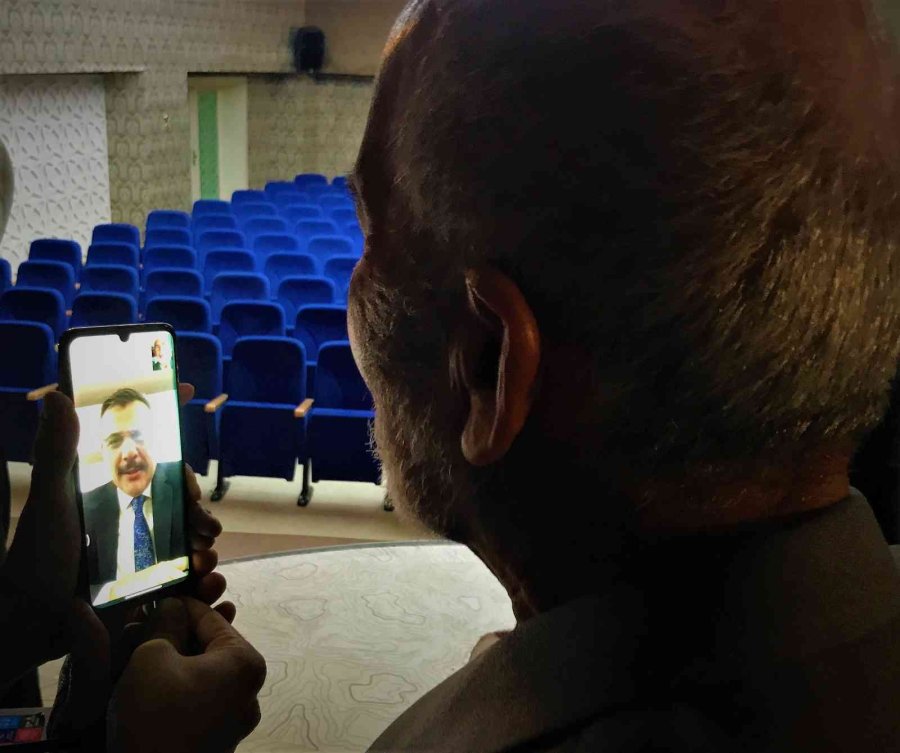 Valilerden Öğretmenlerine Duygulandıran Sürpriz