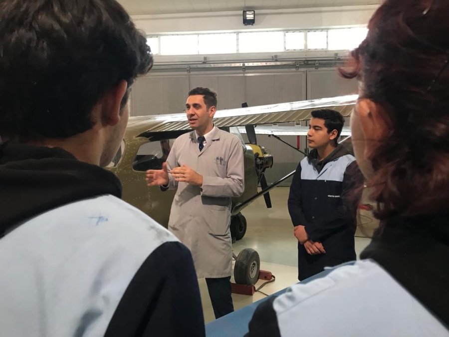 Geleceğin Havacılarını Yetiştiriyorlar