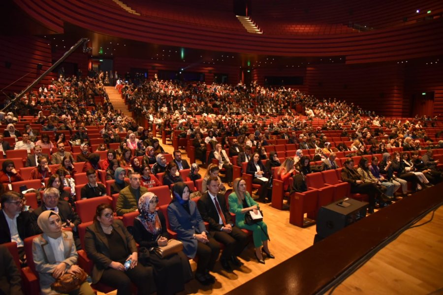 Konya’da Öğretmenler Günü Çeşitli Etkinliklerle Kutlandı