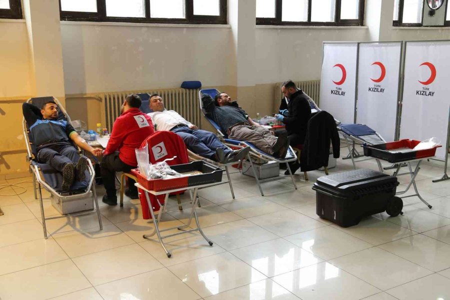 Hadim’de Kan Bağışı Kampanyası Düzenlendi