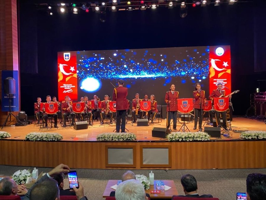 Öğretmenler ‘jandarmayı’ Coşkuyla Dinledi