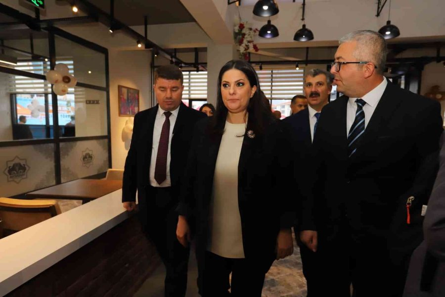 Ak Parti Genel Başkan Yardımcısı Sarıeroğlu: “istihdamla Büyüyen Bir Türkiye Var”