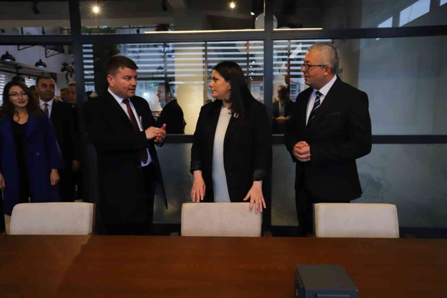 Ak Parti Genel Başkan Yardımcısı Sarıeroğlu: “istihdamla Büyüyen Bir Türkiye Var”