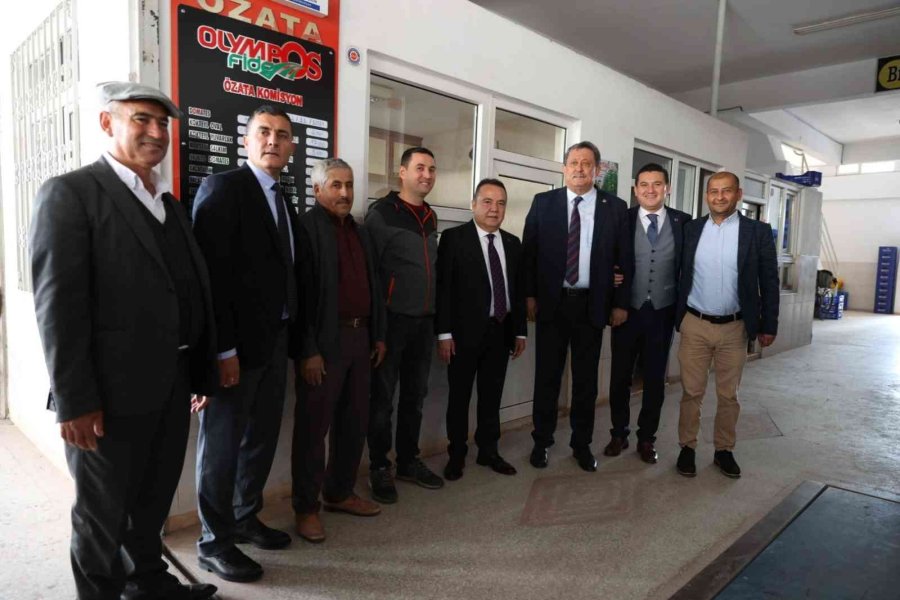 Kumluca’da Toptancı Halleri Sezonu Açtı