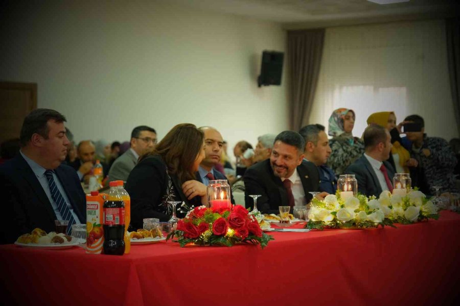 Sivrihisar’da Öğretmenlere Özel Kutlama