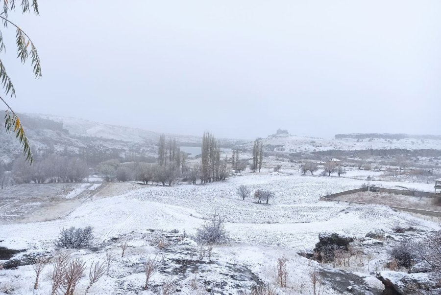 Aksaray’a Mevsimin İlk Karı Yağdı