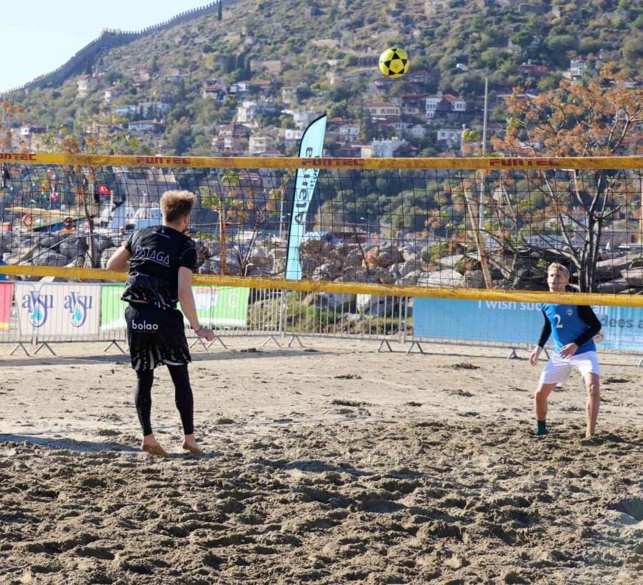 Footvolley Dünya Kulüpler Kupası Alanya’da Başladı
