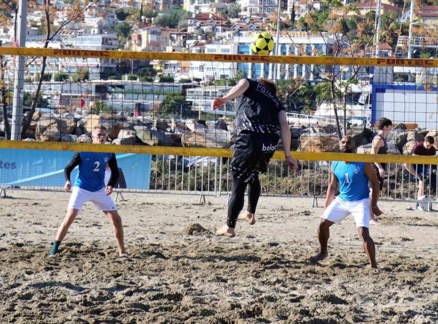 Footvolley Dünya Kulüpler Kupası Alanya’da Başladı