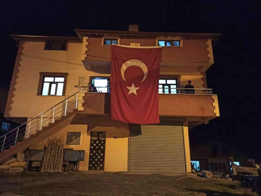 Konyalı Şehidin Ailesine Acı Haber Ulaştı