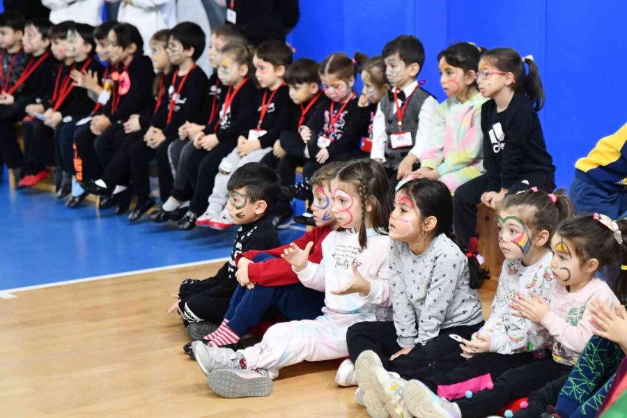 Başkan Ataç Jimnastikle Tanışan Çocuklarla Buluştu