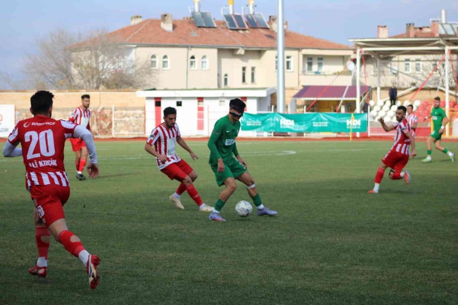 Nevşehir Belediyespor: 2 - Gema Polimer Şile Yıldızspor: 2