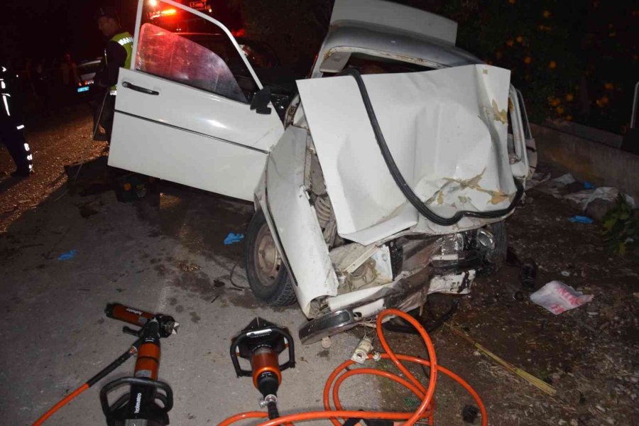 Antalya’da Cip İle Otomobil Çarpıştı: 2 Ölü, 3 Yaralı