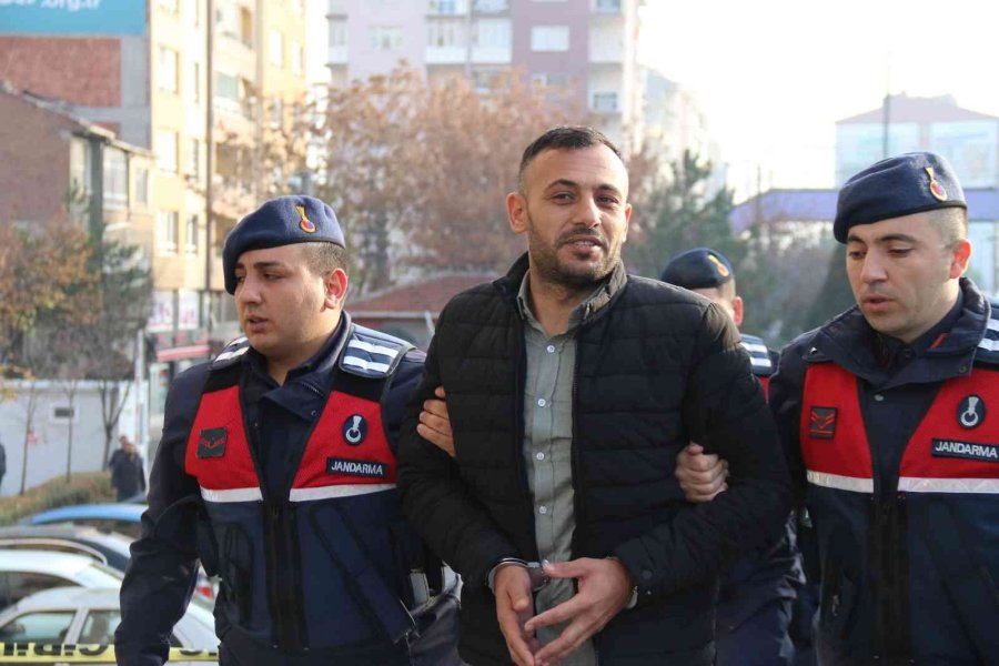 100 Milyon Tl’lik Kablo Çaldıkları Belirlenen 20 Şüpheli Adliyede