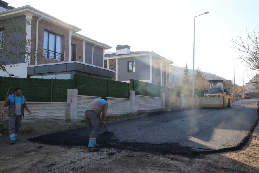Melikgazi Belediyesi Altınoluk Mahallesi’nde Asfalt Çalışmasına Başladı