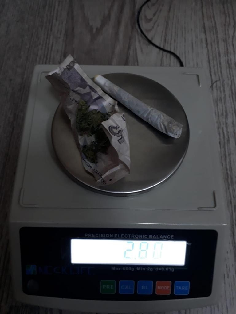 Güven Timlerinin Şüphelendiği Şahıslardan Uyuşturucu Çıktı