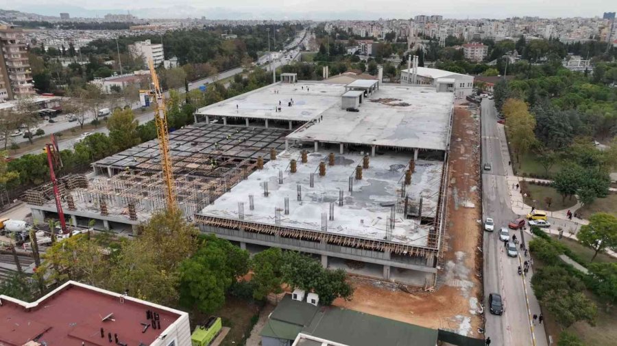 Akdeniz Üniversitesi Katlı Otopark’ın Kaba İnşaatı Yıl Sonuna Tamamlanacak