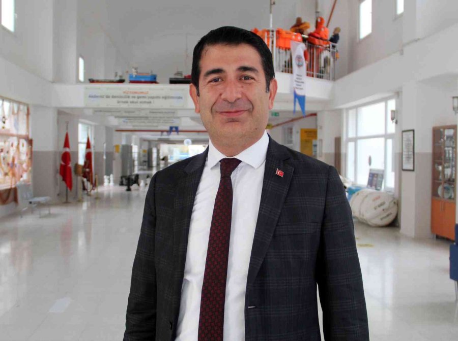 Genç Kızların Yeni Gözdesi Denizcilik