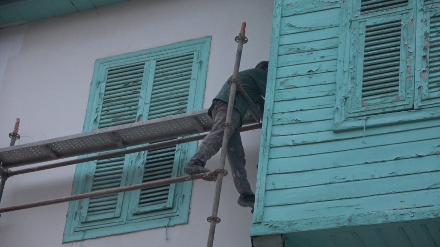 Üç Katlı Eve İskele Kuran İki İşçi Canını Hiçe Saydı