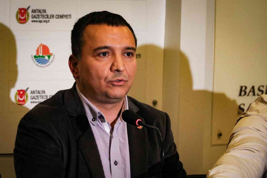 Antalya İl Emniyet Müdürü Çevik, Manavgat’taki Çatışmanın Detaylarını Paylaştı