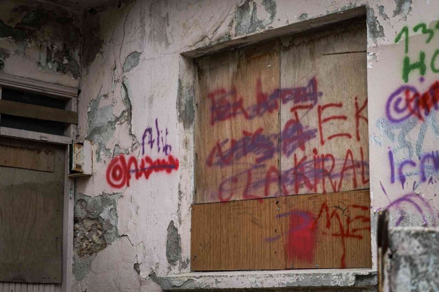 Antalya Kaleiçi’nde “tarihi” Kirlilik